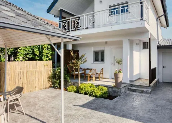 Olympian Case de vacanță Paralía